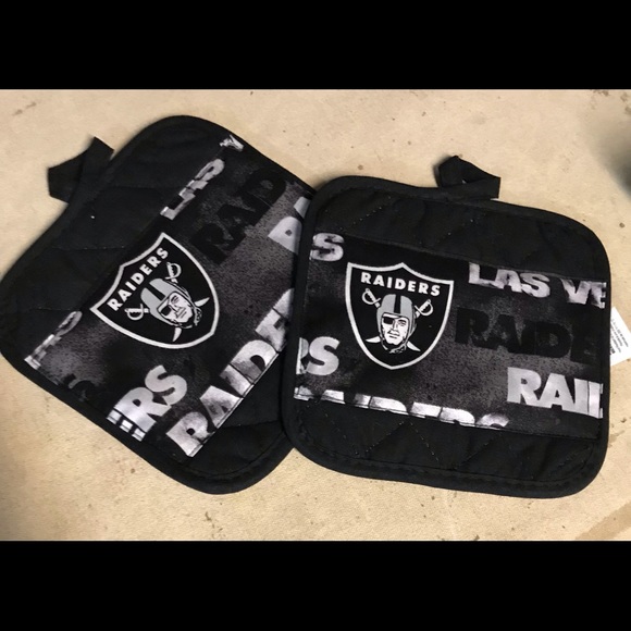 Las Vegas RAIDERS NFL Hot Pad Set 4 pieces New - Picture 2 of 5